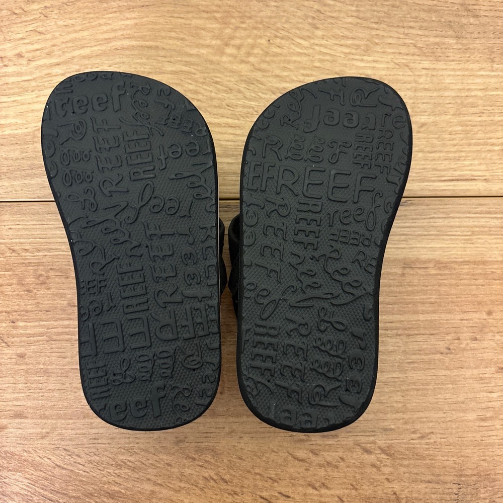 REEF Little Ahi Water-Friendly Flip-Flop Tropical Rainbow Black Kids Size 6 Pool - Picture 11 of 11